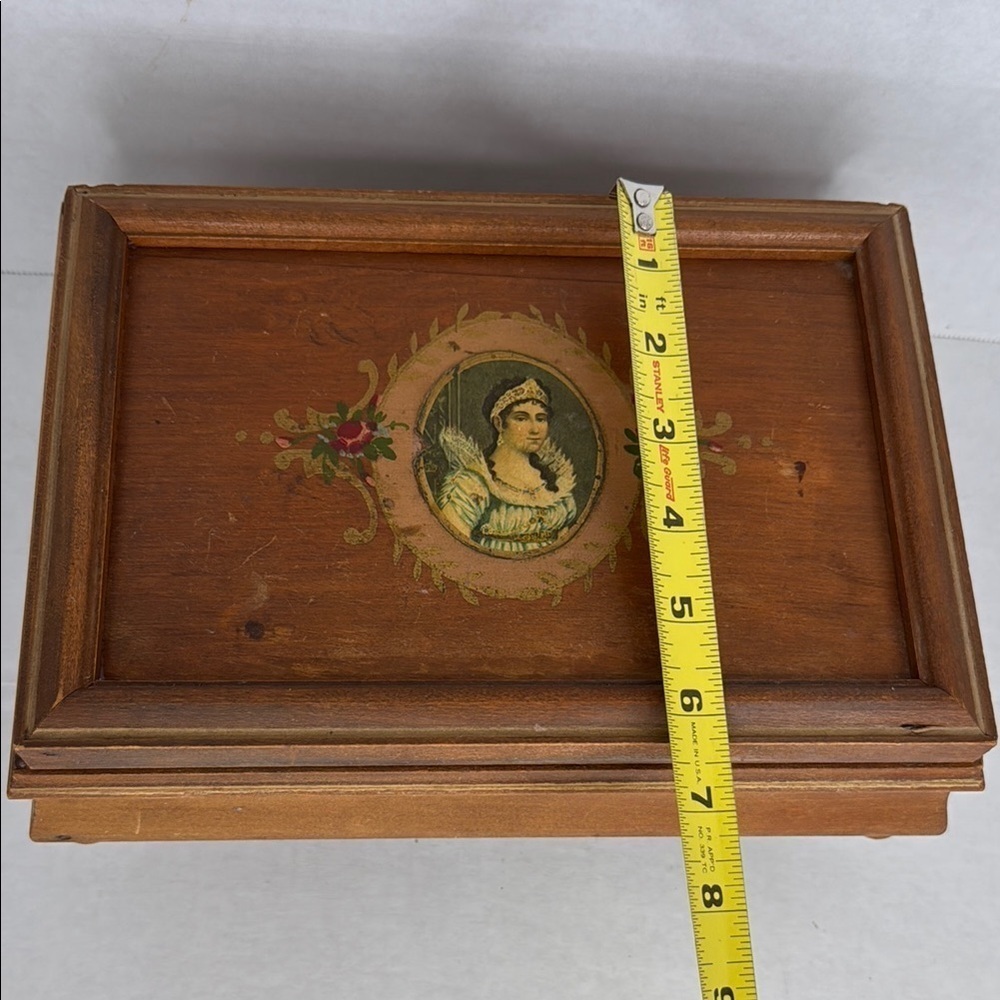 Antique English Victorian Hand Painted Wooden Jewelry Vanity Box - Picture 10 of 13